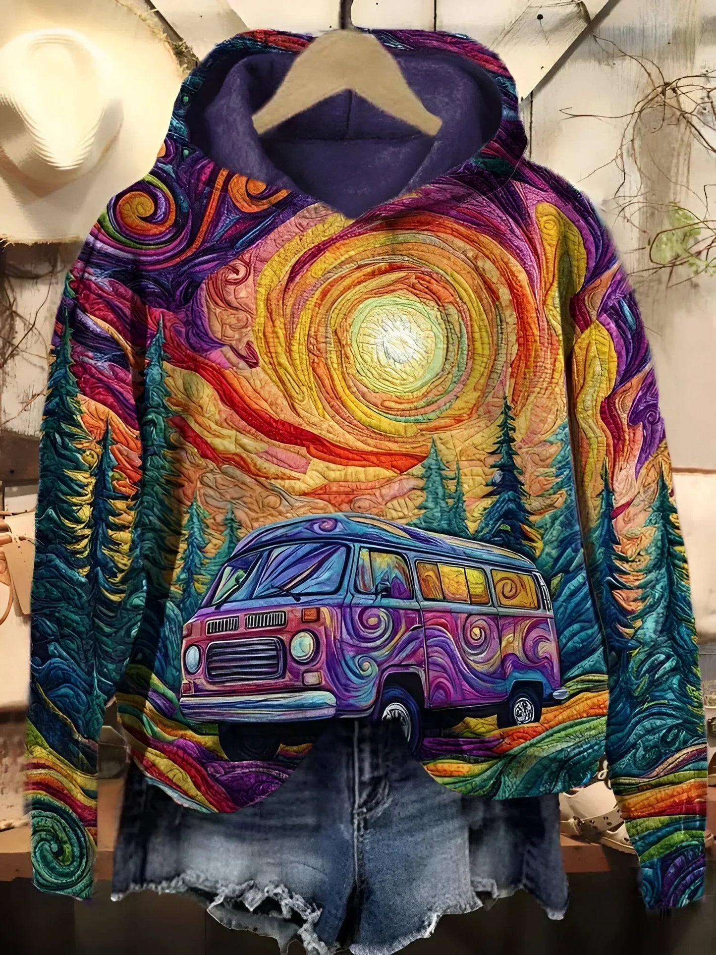 Amalia™ | Sudadera colorida con furgoneta y puesta de sol