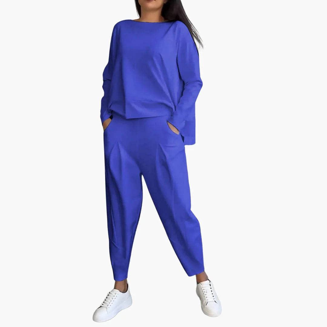 Ana | Conjunto de dos piezas con cuello redondo.