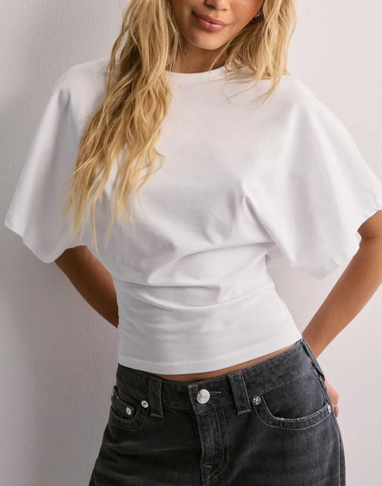 ÁNGELA | CAMISETA ICÓNICA DE MANGA ANCHA